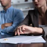 Ufuktaki boşanma: Bir evliliğin çöktüğünü gösteren 2 görünmez işaret